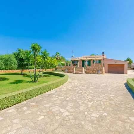 Villa Son Frau
